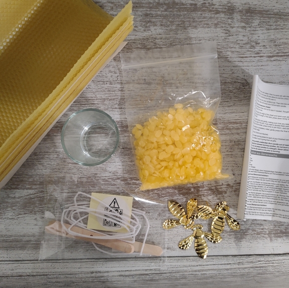 Simply Make beeswax candle making kit - brand new - Picture 10 of 10